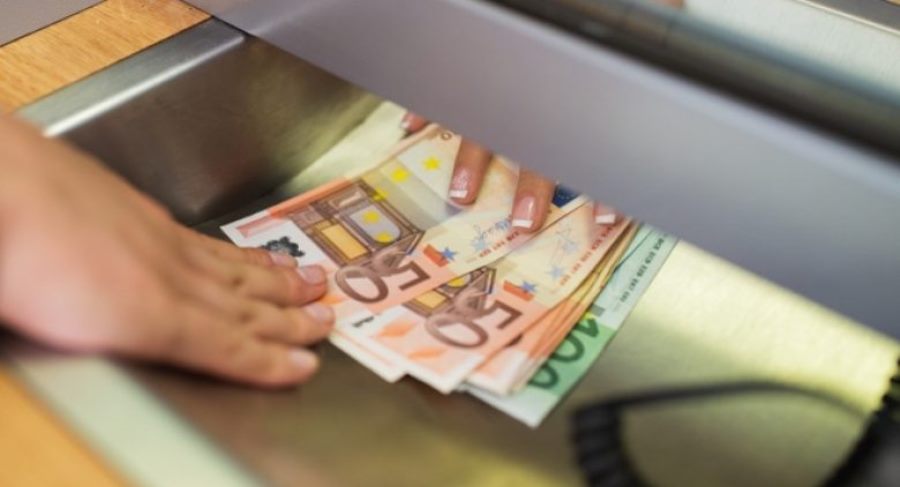 Kredia ne euro u rrit me 35 per qind ne 2021, arsyet